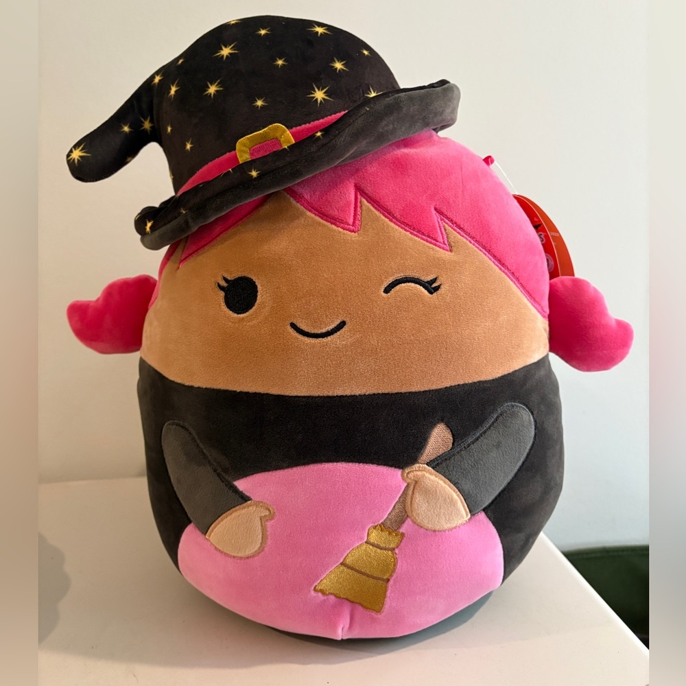 🧙NWT 12” Squishmallow Ditka Pink Winking Witch – Vintage 2022 Halloween - Picture 2 of 10